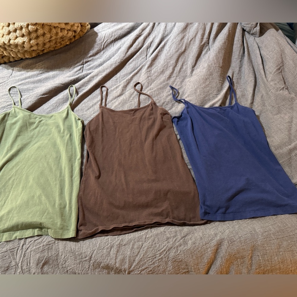 Time and Tru Green, Brown, & Blue Fitted Camisoles Set